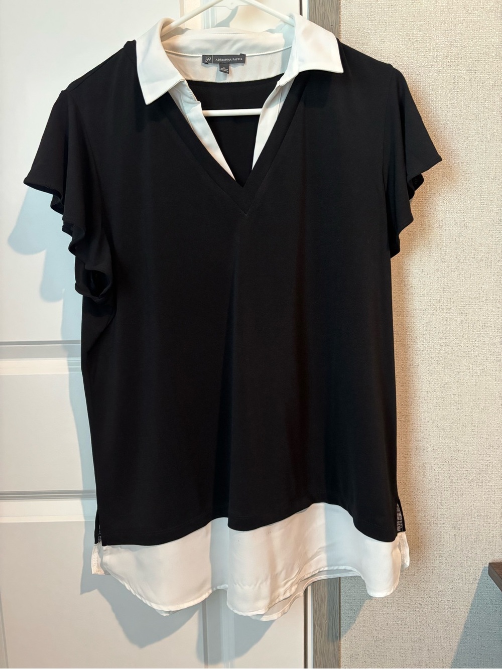 Adrianna Papell Black & White Contrast Collar Layered Blouse Sz L